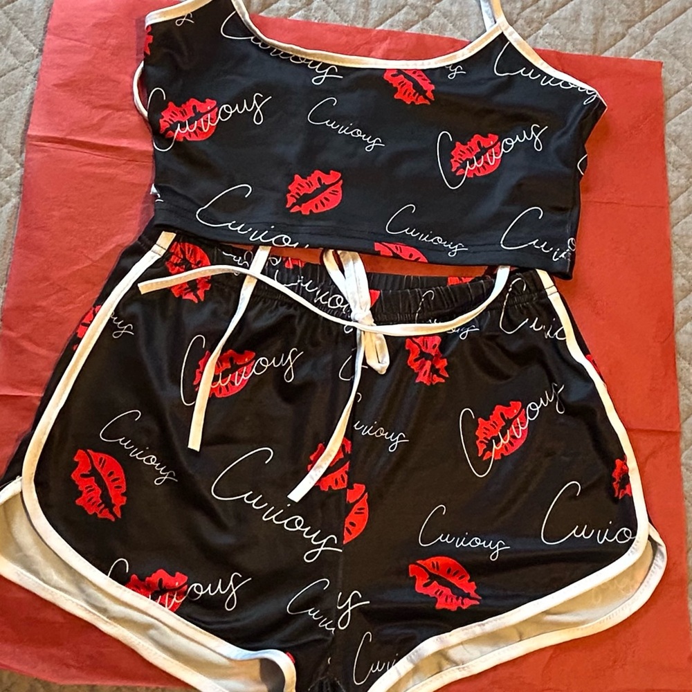 Curious Black and Red Women's Sleepwear Set